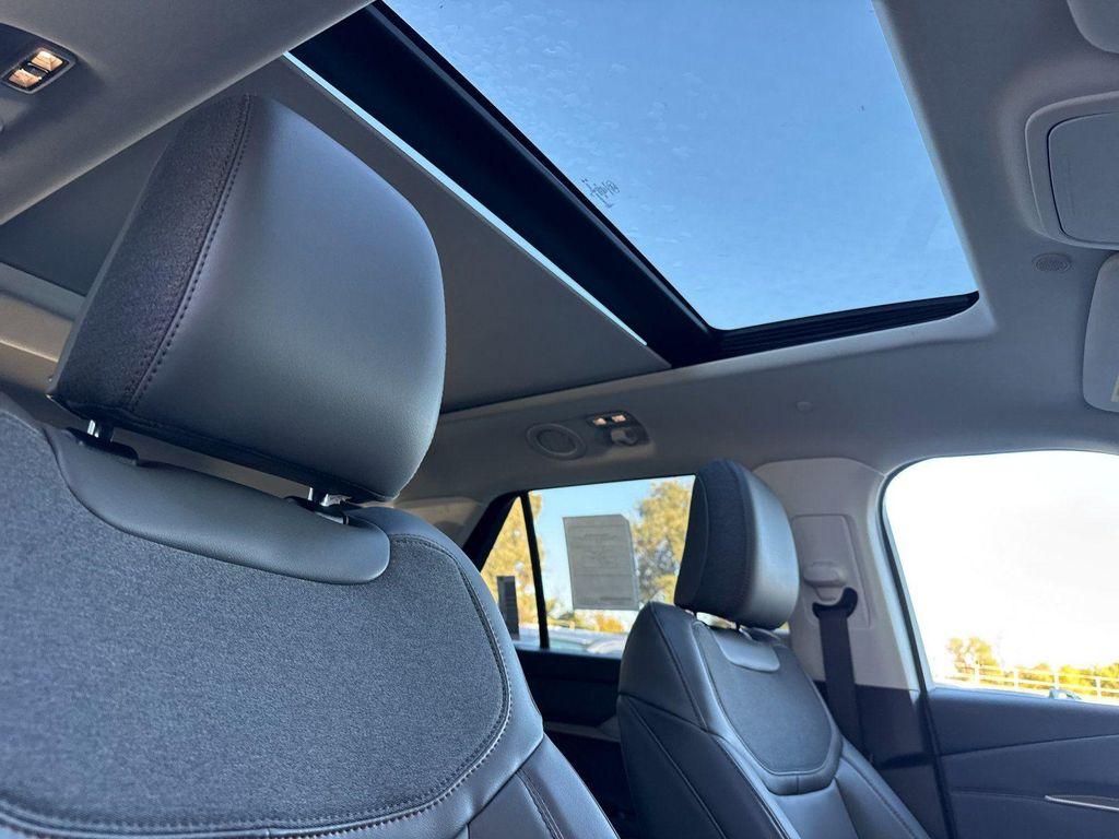 new 2025 Ford Explorer car, priced at $50,710