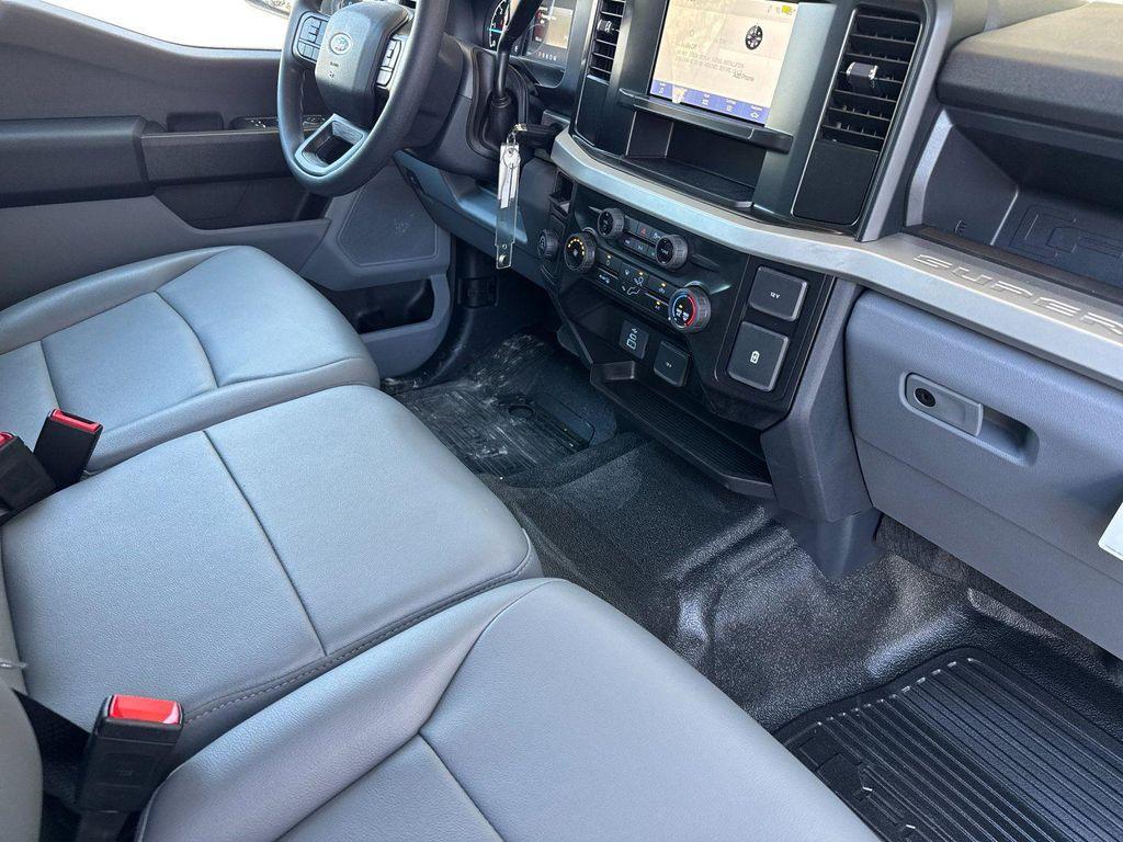 new 2025 Ford F-350 car, priced at $55,335