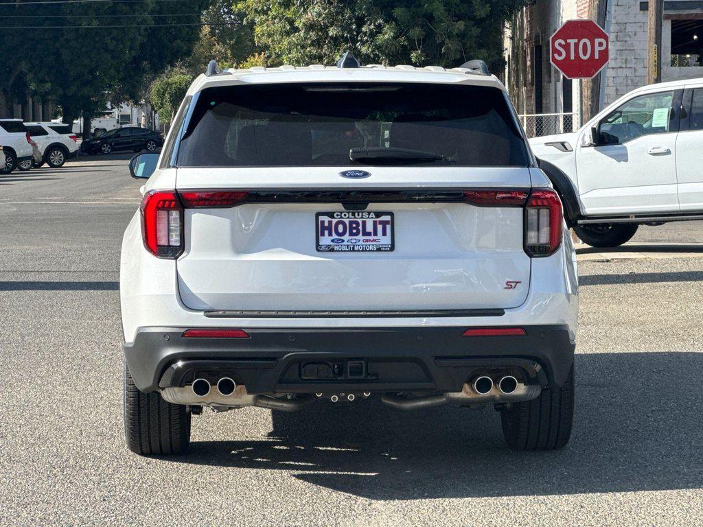new 2025 Ford Explorer car, priced at $60,655