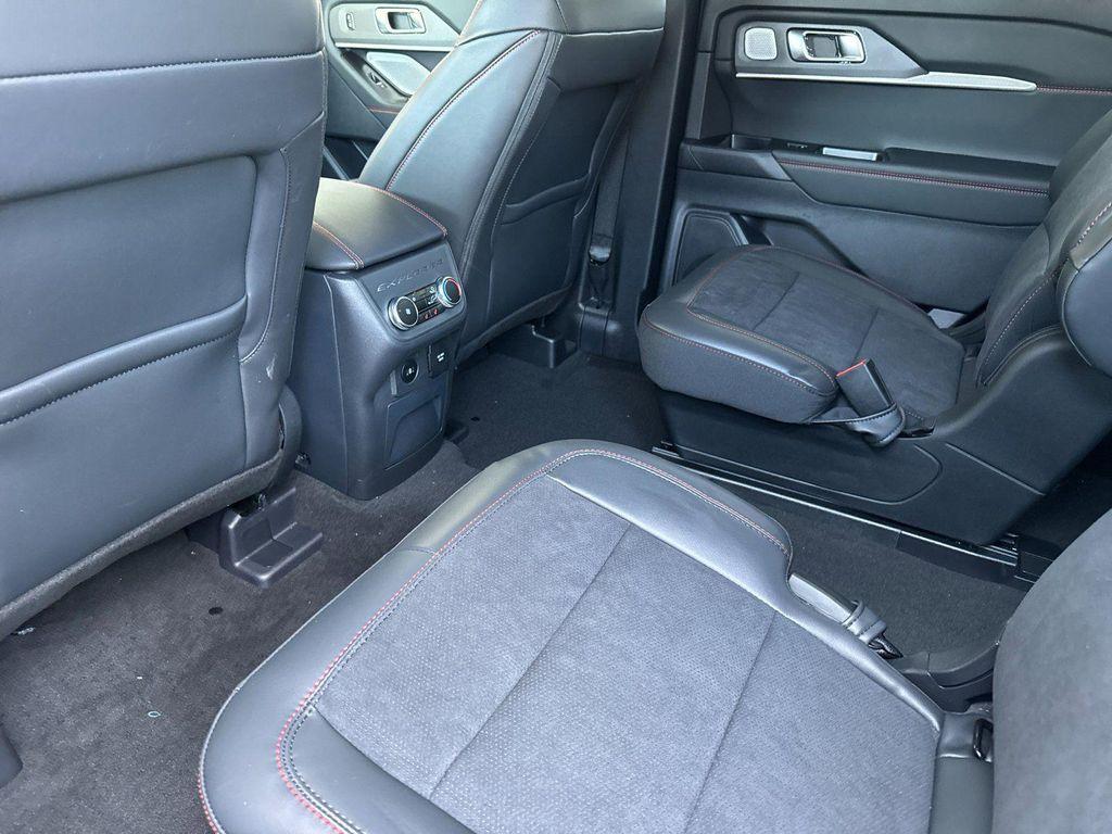new 2025 Ford Explorer car, priced at $60,655