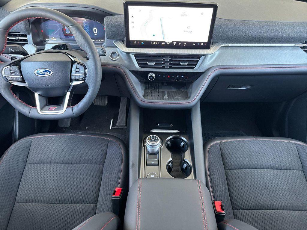 new 2025 Ford Explorer car, priced at $60,655