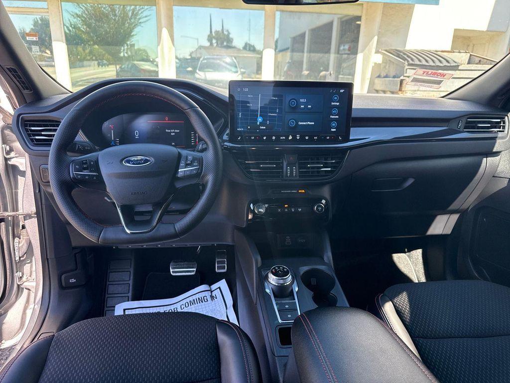 used 2024 Ford Escape car