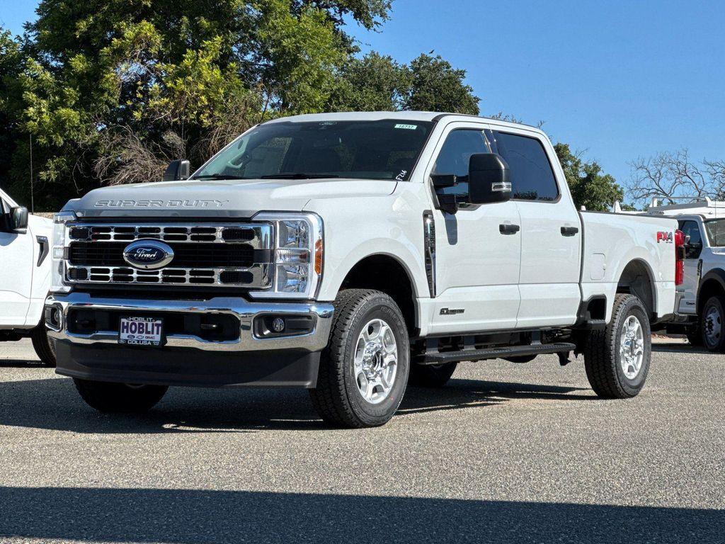 new 2025 Ford F-250 car, priced at $67,644