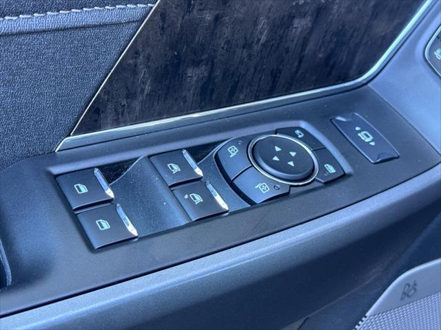 new 2025 Ford F-250 car, priced at $89,820
