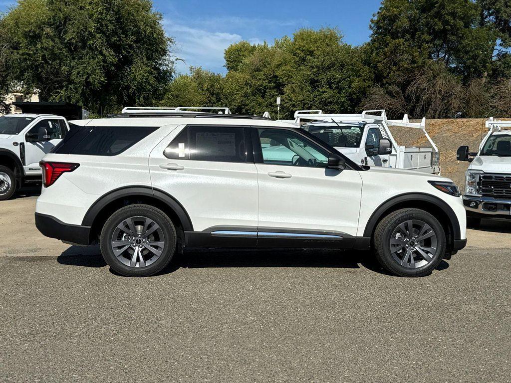 new 2025 Ford Explorer car, priced at $50,165