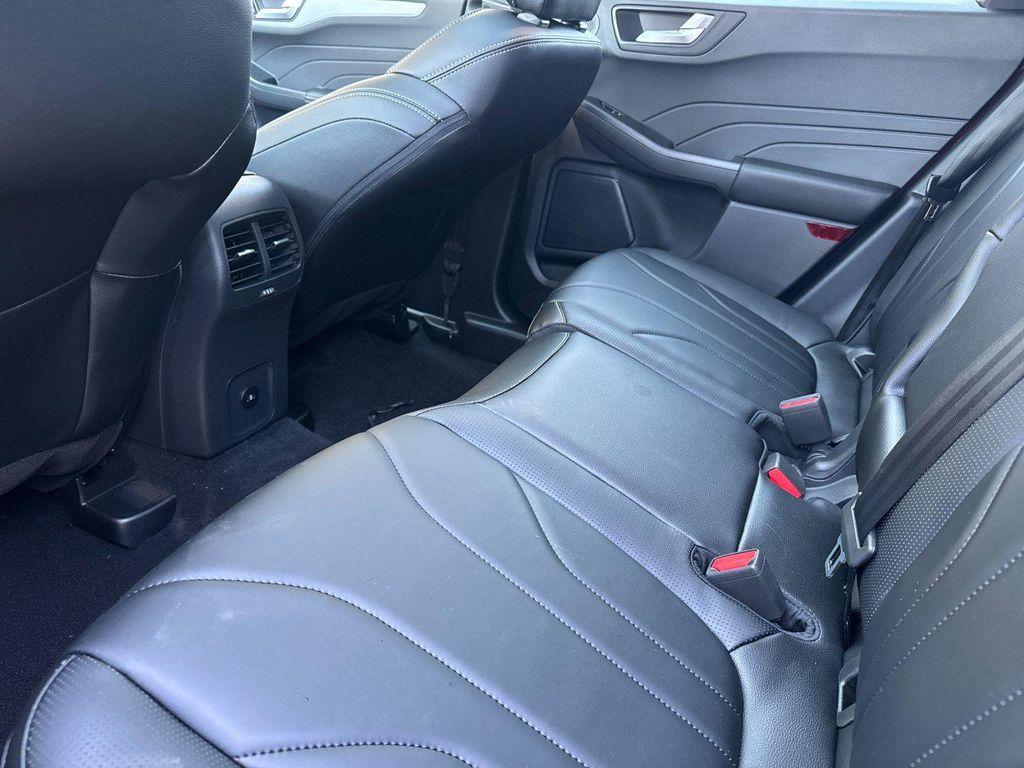 new 2025 Ford Escape PHEV car, priced at $39,515
