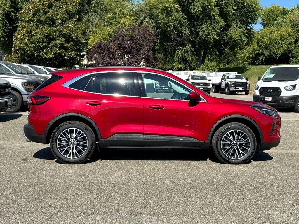 new 2025 Ford Escape PHEV car, priced at $39,515