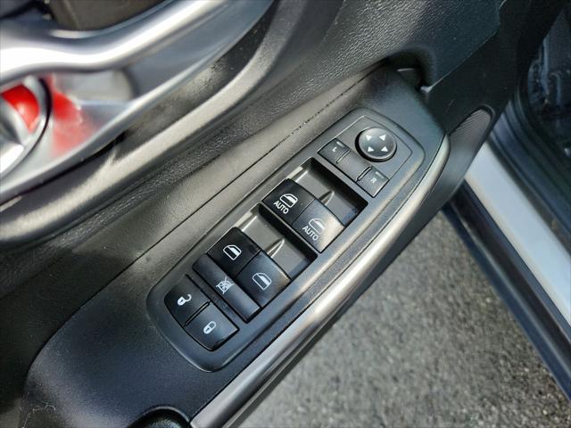 used 2019 Jeep Cherokee car, priced at $11,996