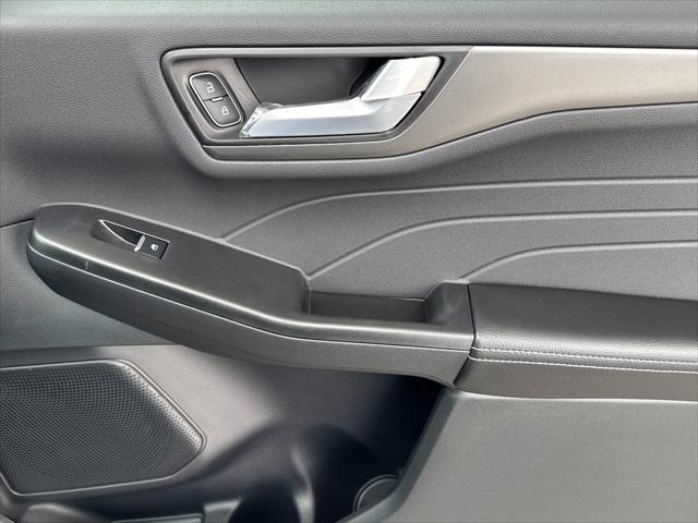 new 2025 Ford Escape car, priced at $35,039