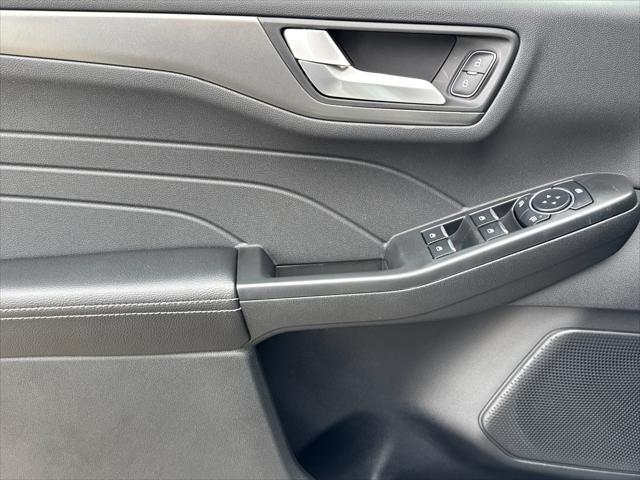 new 2025 Ford Escape car, priced at $35,039