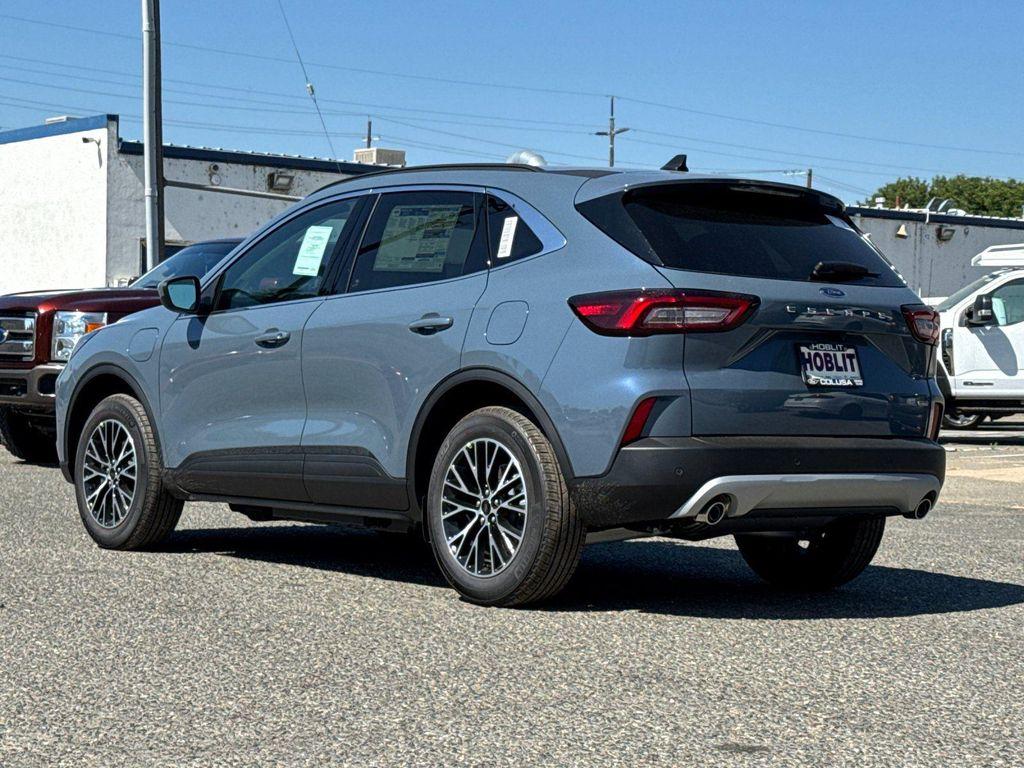 new 2025 Ford Escape PHEV car, priced at $30,395
