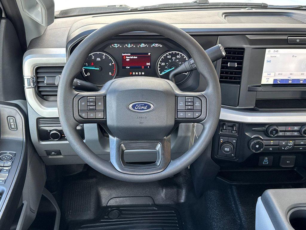 new 2025 Ford F-450 car, priced at $76,155