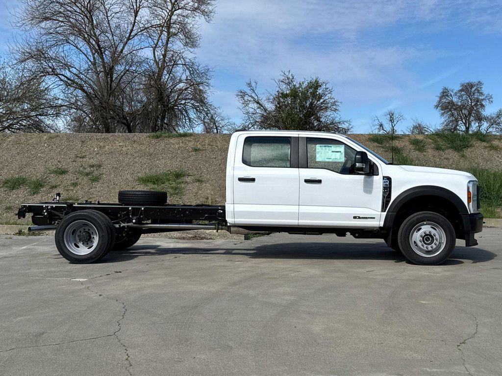 new 2025 Ford F-450 car, priced at $76,155