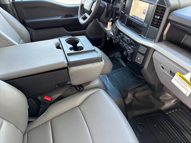 new 2025 Ford F-450 car, priced at $76,155