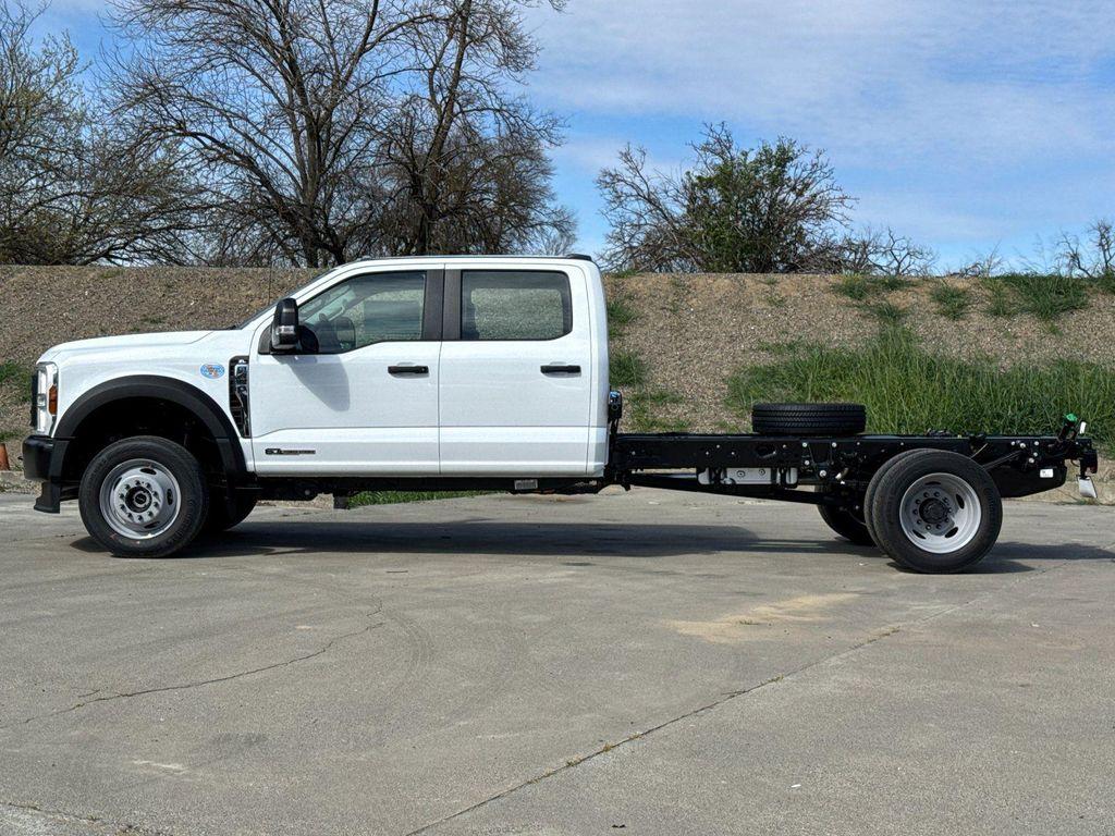 new 2025 Ford F-450 car, priced at $76,155