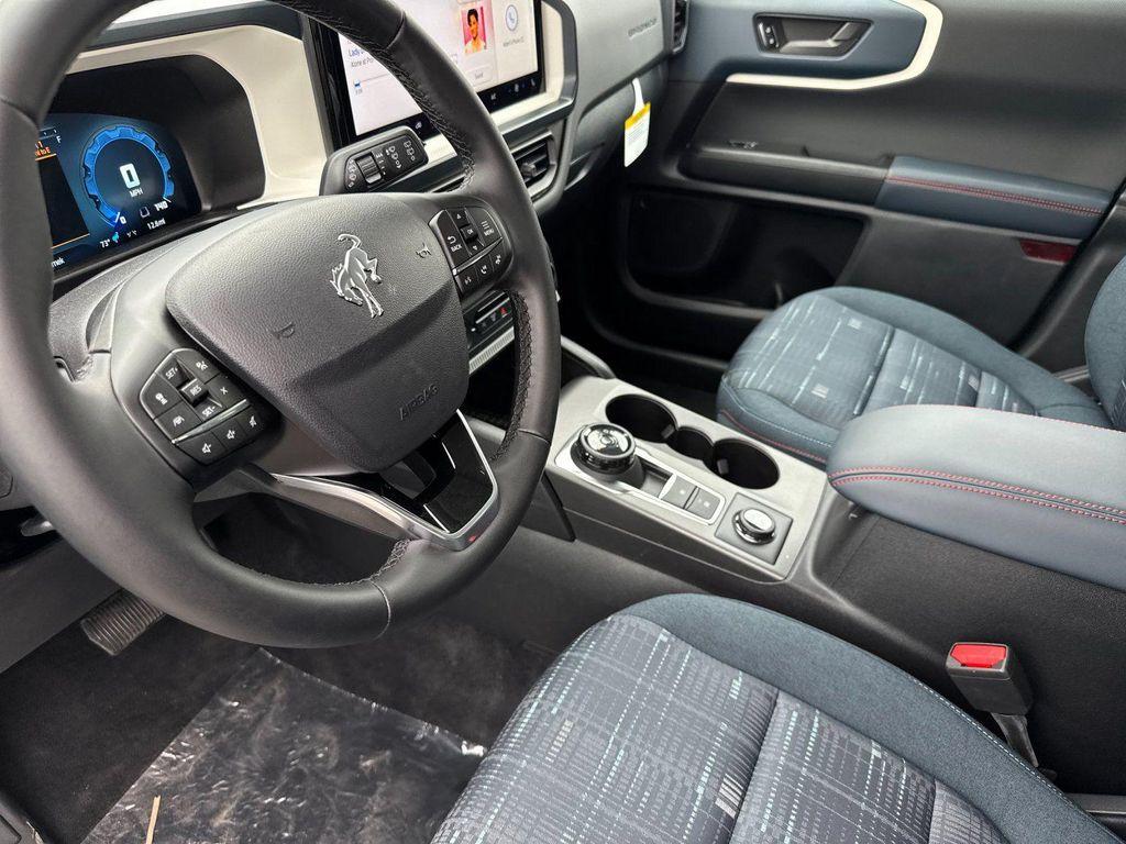 new 2025 Ford Bronco Sport car, priced at $39,062