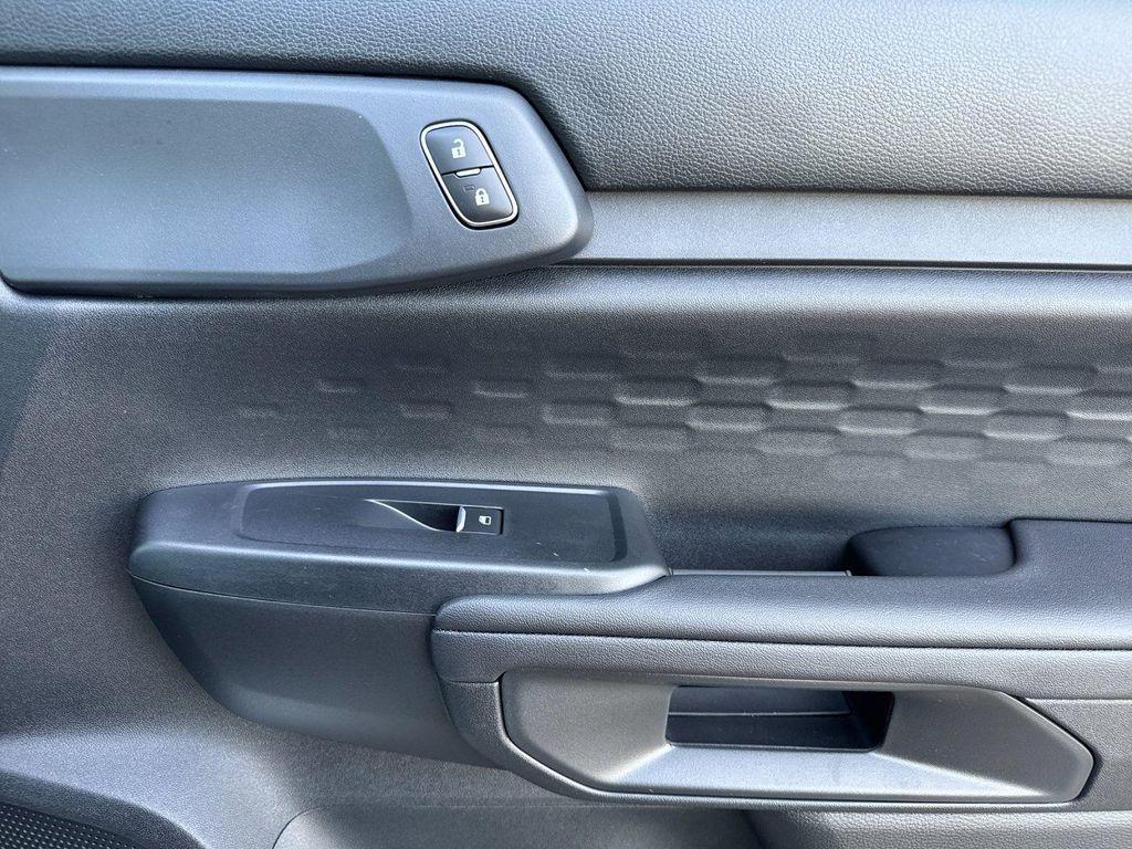 new 2025 Ford Ranger car, priced at $37,080