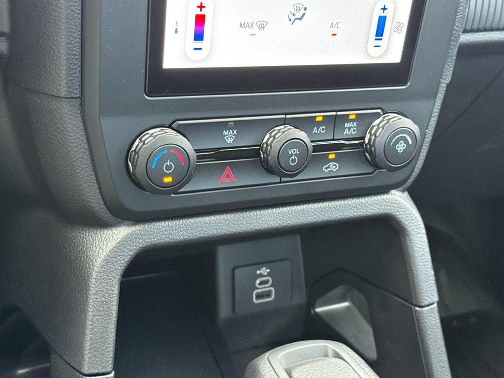 new 2025 Ford Ranger car, priced at $38,330
