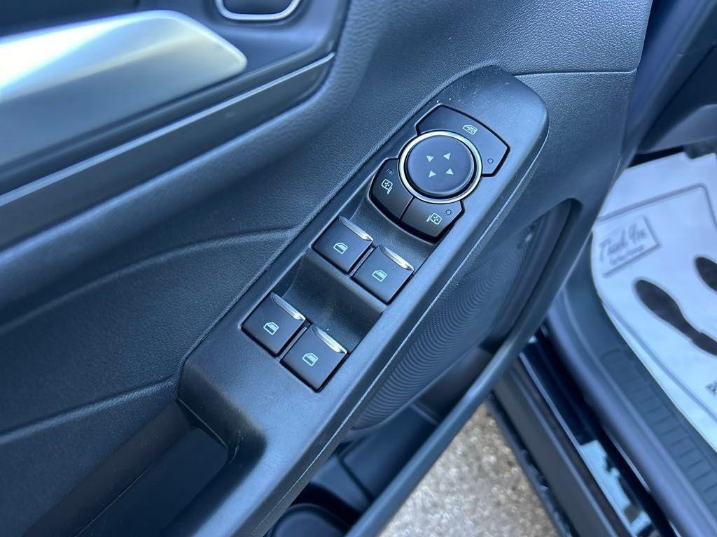 new 2025 Ford Escape PHEV car, priced at $31,395