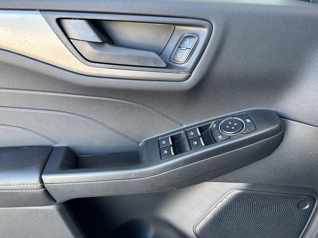 new 2025 Ford Escape car, priced at $31,990