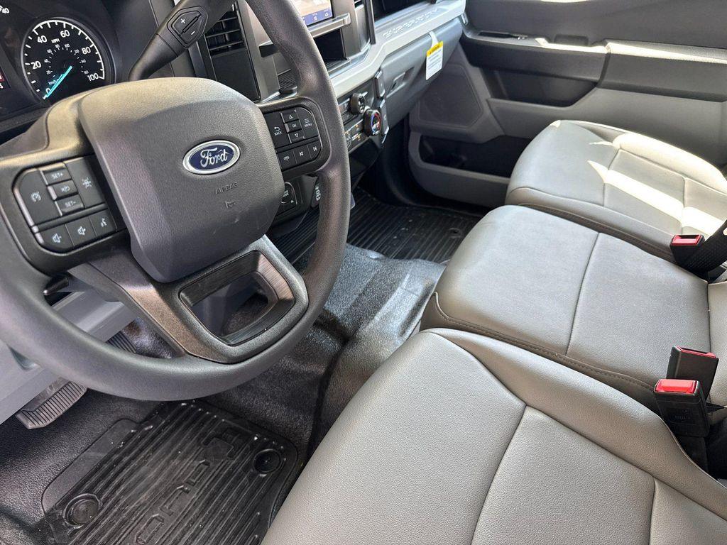 new 2025 Ford F-450 car, priced at $94,165