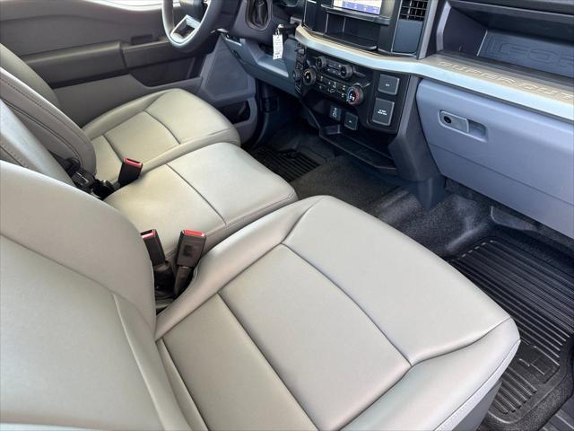 new 2025 Ford F-250 car, priced at $52,405