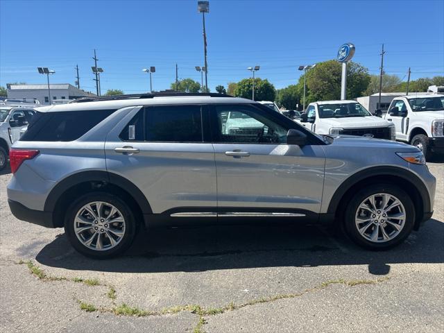 new 2024 Ford Explorer car, priced at $45,625