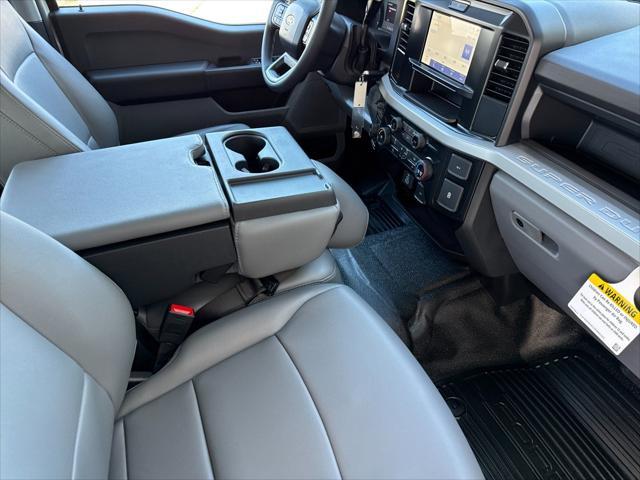 new 2025 Ford F-450 car, priced at $76,155