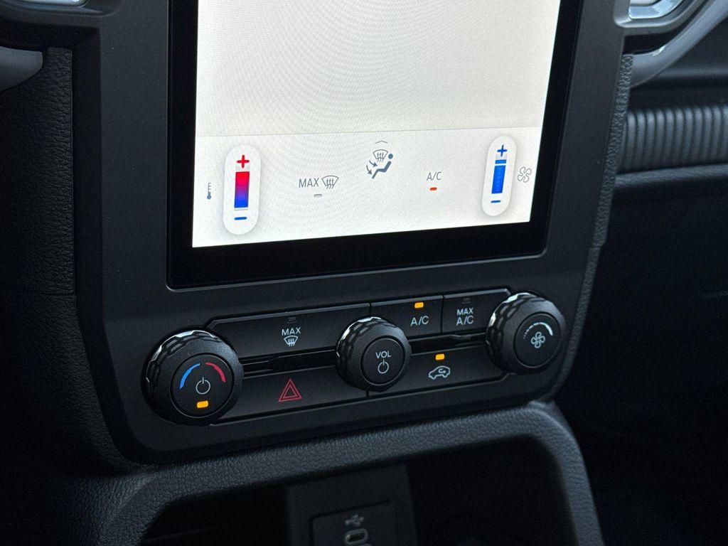 new 2025 Ford Ranger car, priced at $38,080