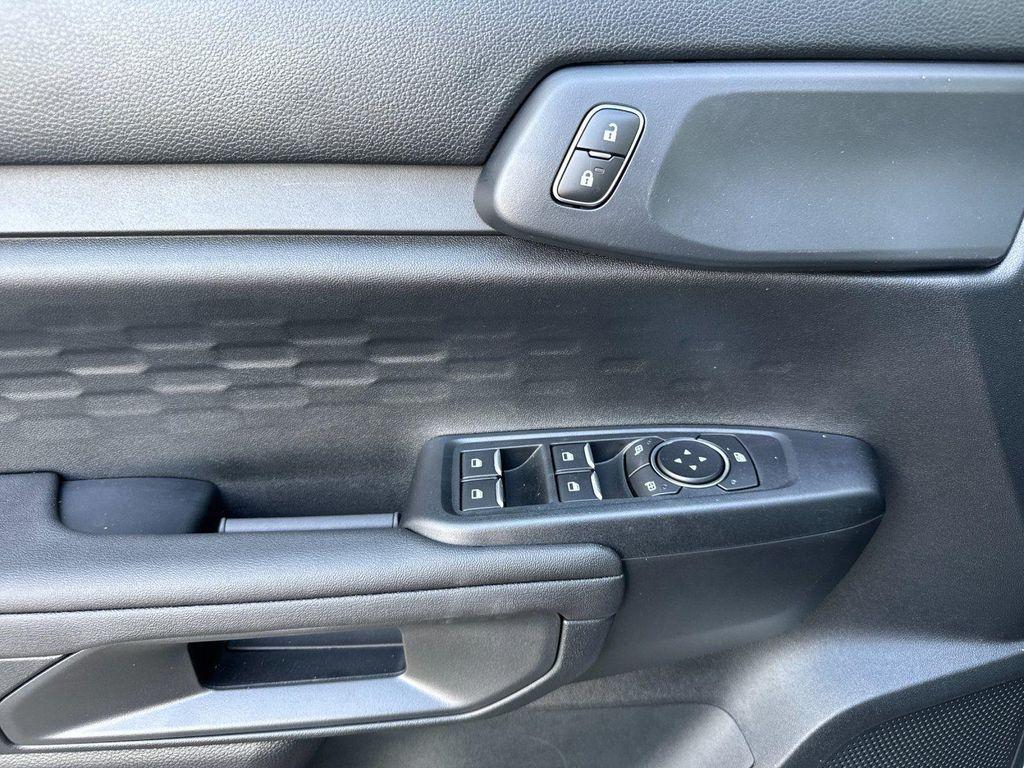 new 2025 Ford Ranger car, priced at $38,080