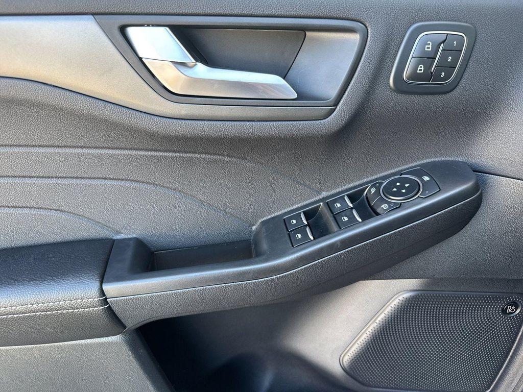 new 2025 Ford Escape car, priced at $32,225