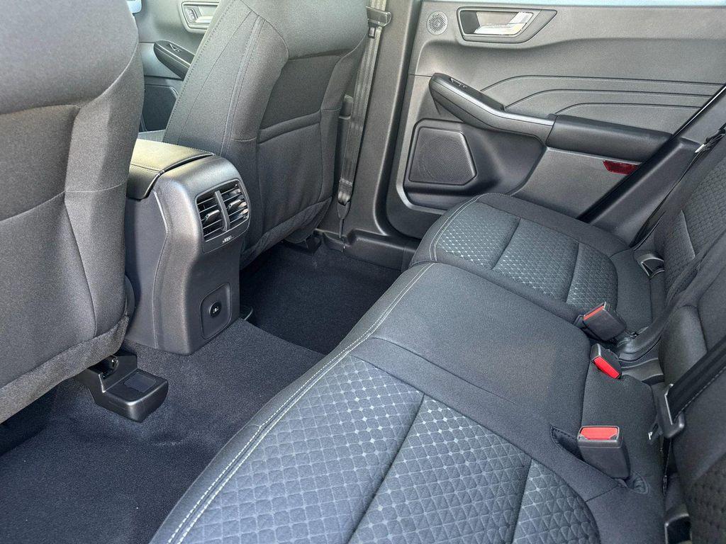 new 2025 Ford Escape car, priced at $32,225