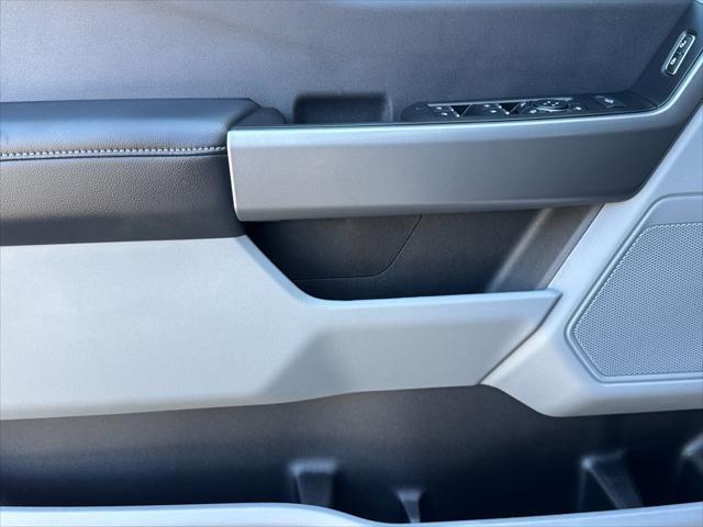 new 2025 Ford F-250 car, priced at $71,970