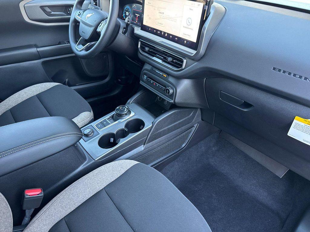new 2025 Ford Bronco Sport car, priced at $33,335