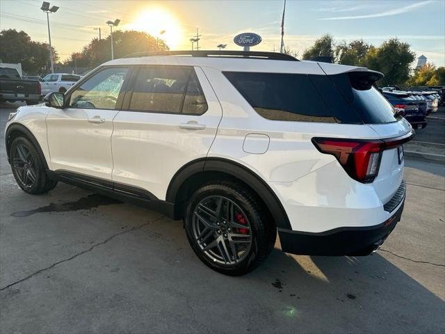 new 2025 Ford Explorer car, priced at $60,090