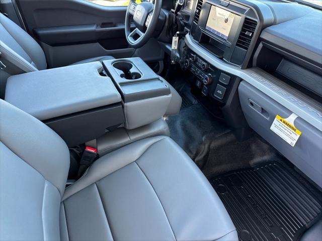 new 2025 Ford F-250 car, priced at $53,735