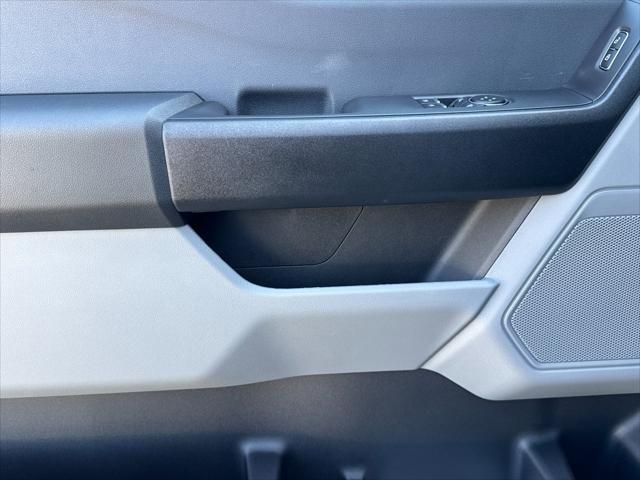 new 2025 Ford F-250 car, priced at $53,735