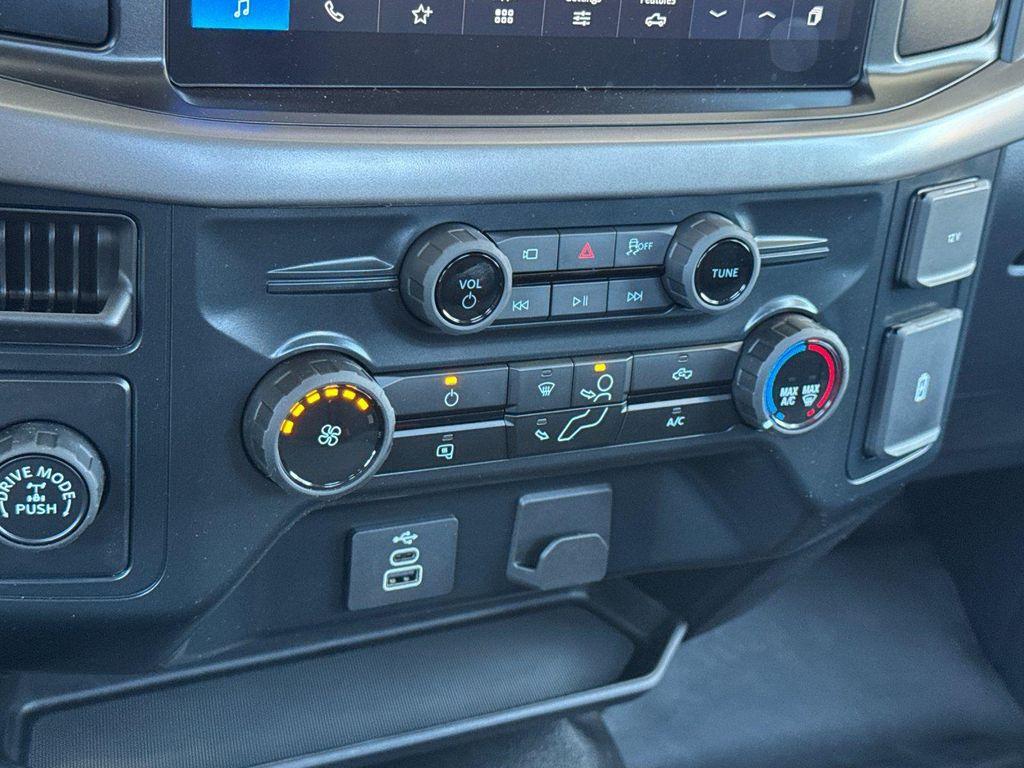 new 2025 Ford F-150 car, priced at $42,030