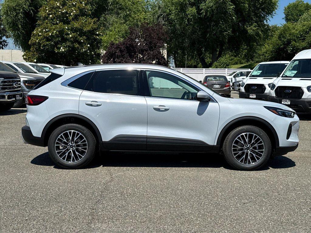 new 2025 Ford Escape PHEV car, priced at $41,727