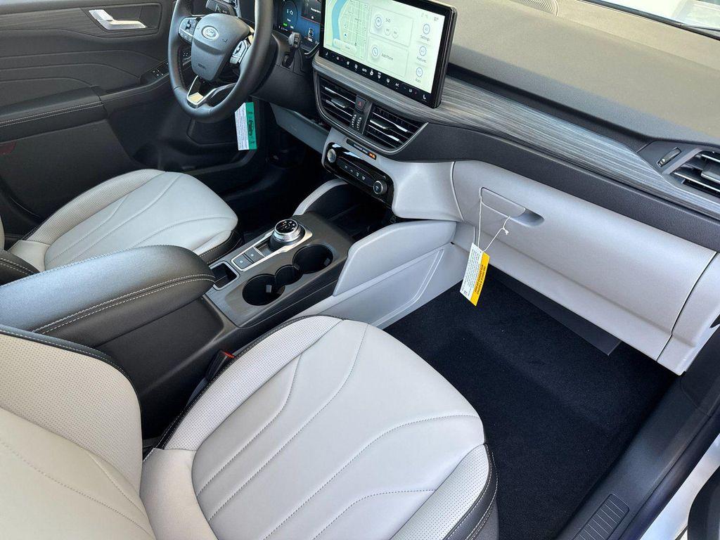 new 2025 Ford Escape PHEV car, priced at $41,727