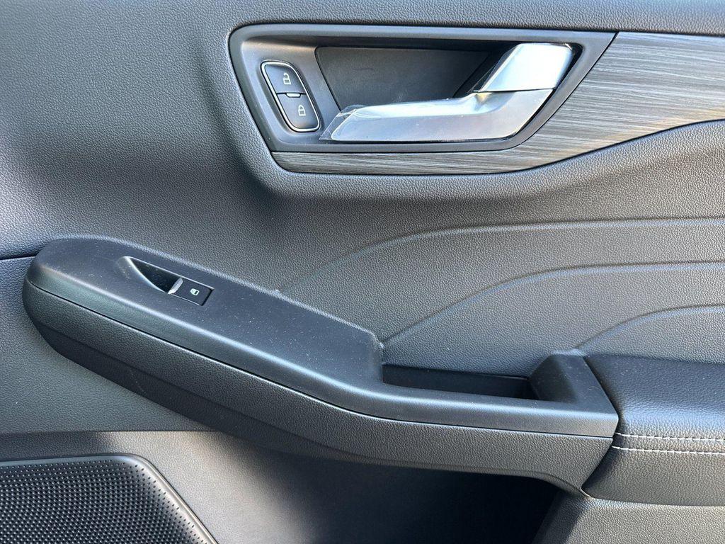 new 2025 Ford Escape PHEV car, priced at $41,727