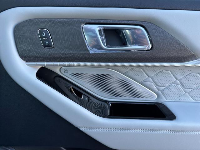new 2025 Ford Explorer car, priced at $60,595