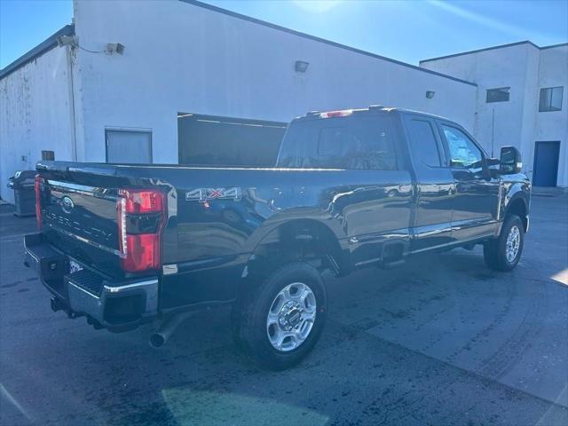 new 2025 Ford F-250 car, priced at $61,300