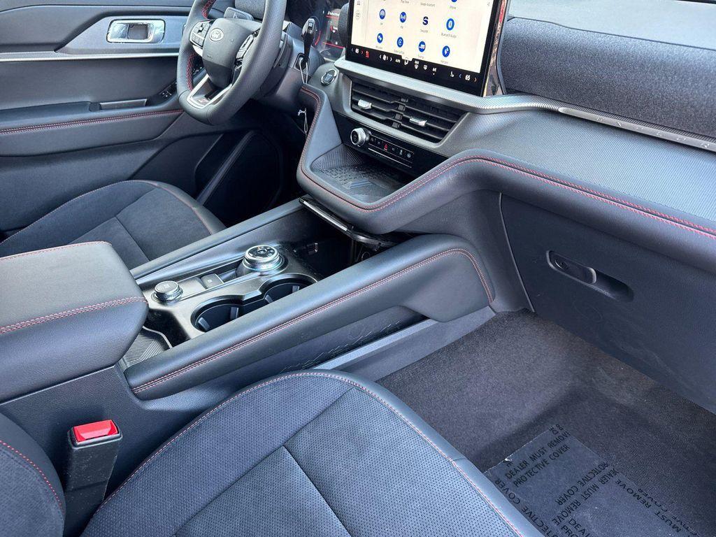 new 2025 Ford Explorer car, priced at $64,755