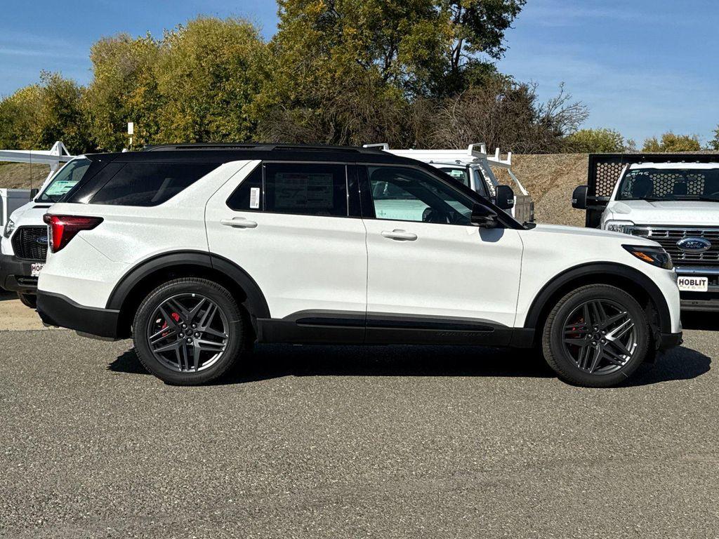 new 2025 Ford Explorer car, priced at $64,755