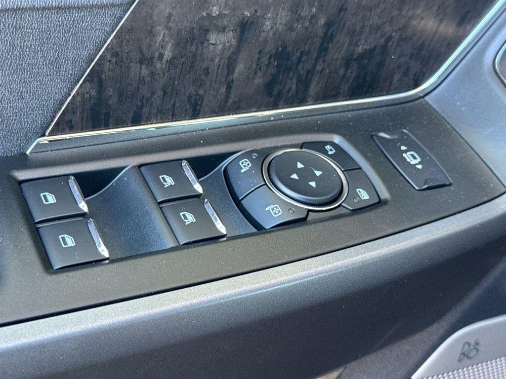 new 2025 Ford F-250 car, priced at $93,695