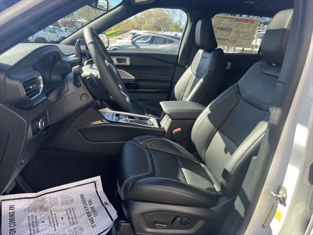 new 2024 Ford Explorer car, priced at $60,675