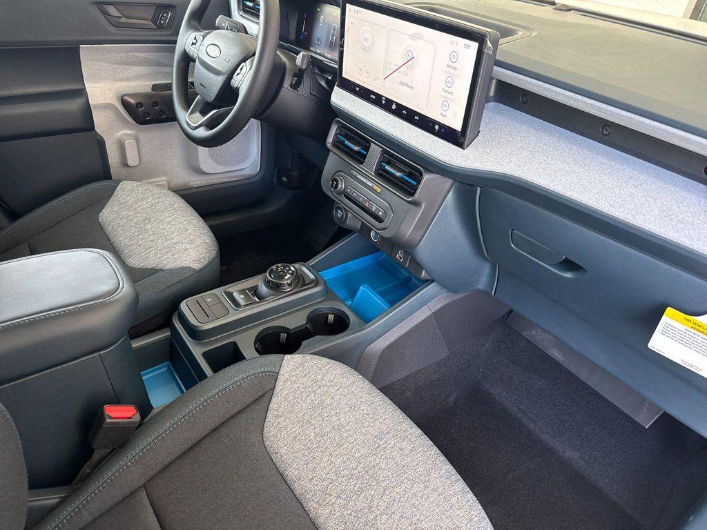new 2025 Ford Maverick car, priced at $31,725