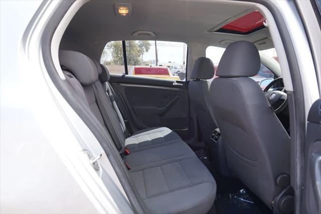 used 2007 Volkswagen Rabbit car, priced at $6,998