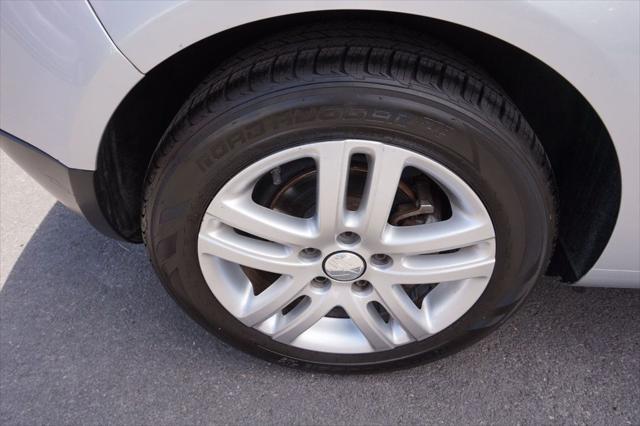 used 2007 Volkswagen Rabbit car, priced at $6,998